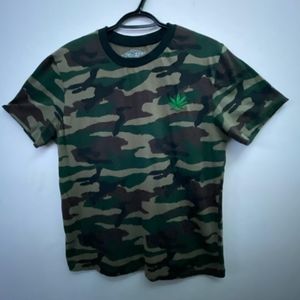 Camo Print Tee with embroidered leaf